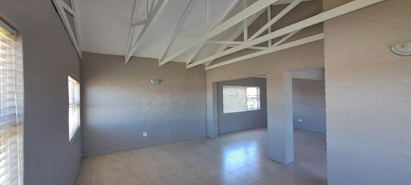 3 Bedroom Property for Sale in Stilbaai Wes Western Cape